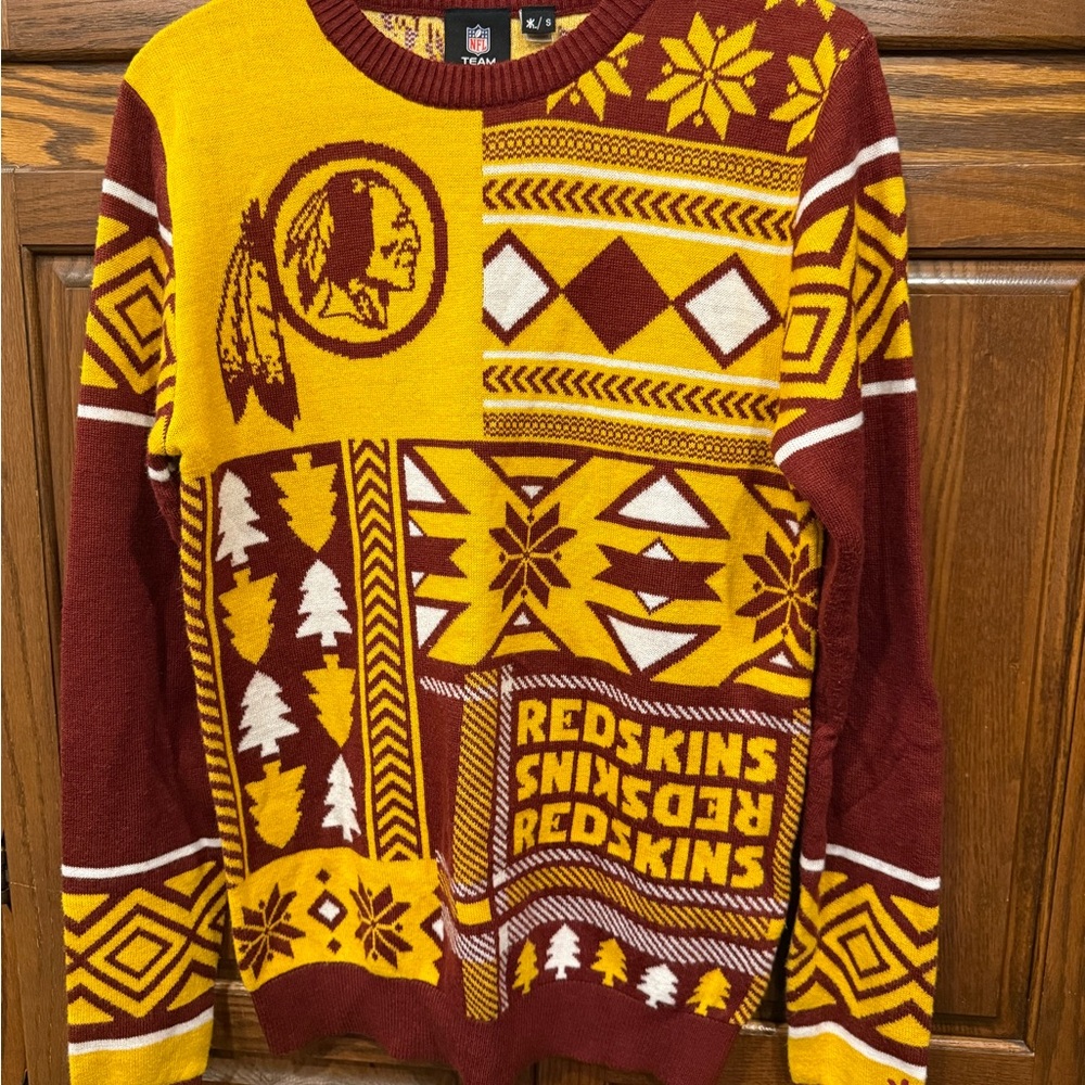 NFL Team Apparel Washington Redskins S Small Sweater Ugly Christmas Football
